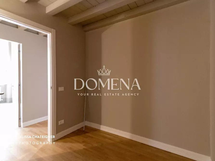 Immagine 25 di Appartamento in vendita  a Siena