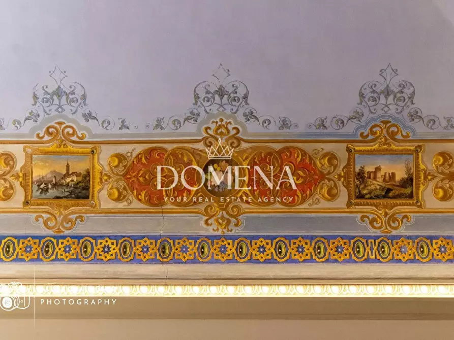 Immagine 10 di Appartamento in vendita  a Siena