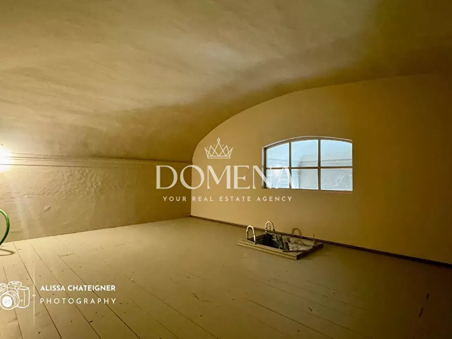 Immagine 31 di Appartamento in vendita  a Siena