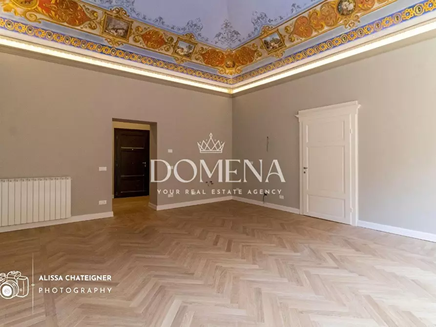 Immagine 16 di Appartamento in vendita  a Siena