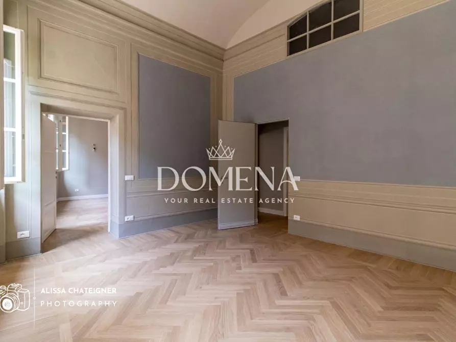 Immagine 21 di Appartamento in vendita  a Siena