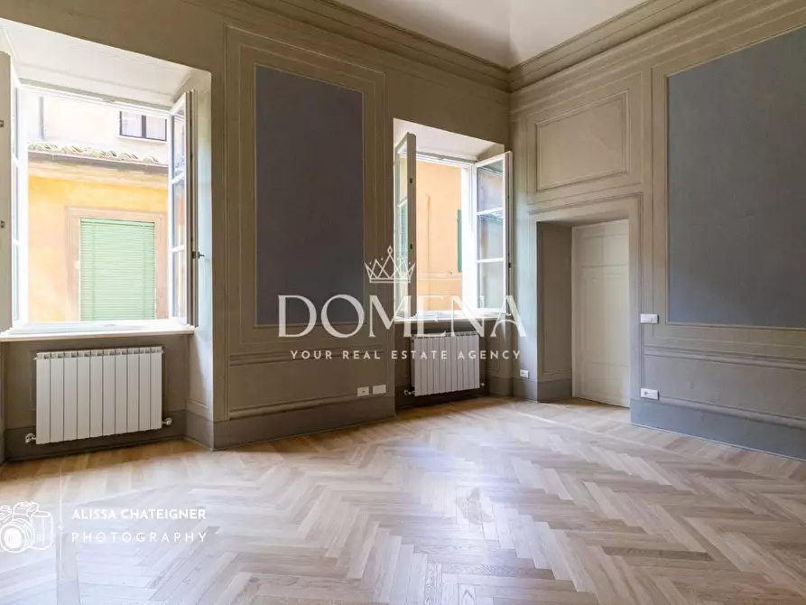 Immagine 20 di Appartamento in vendita  a Siena