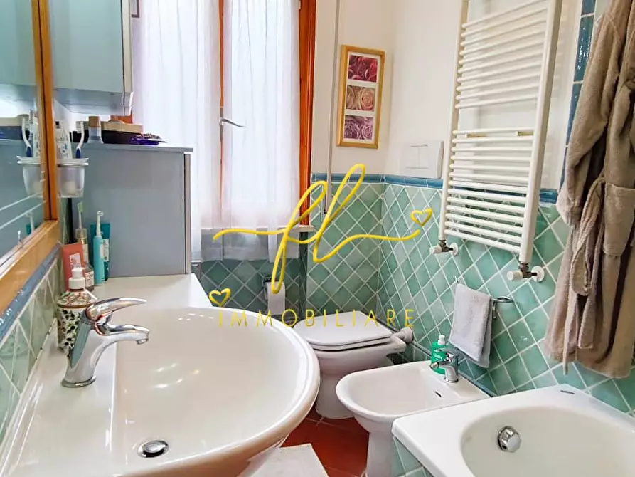 Immagine 14 di Appartamento in vendita  a Rosignano Marittimo