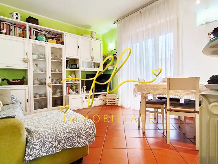 Immagine 2 di Appartamento in vendita  a Rosignano Marittimo