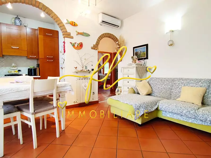 Immagine 5 di Appartamento in vendita  a Rosignano Marittimo