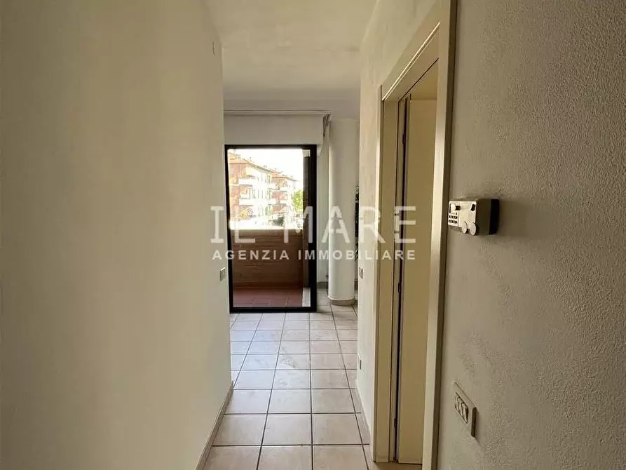 Immagine 13 di Appartamento in vendita  a Massa