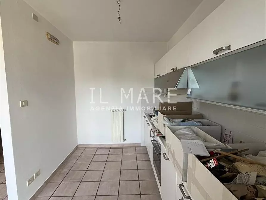 Immagine 6 di Appartamento in vendita  a Massa