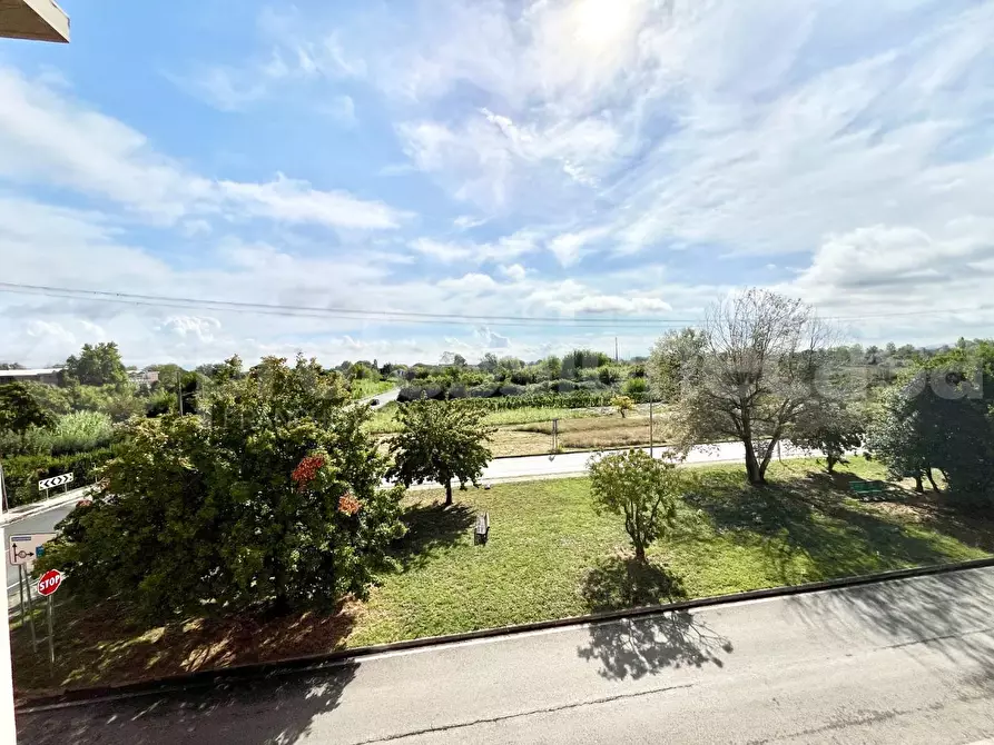 Immagine 11 di Appartamento in vendita  a Cascina