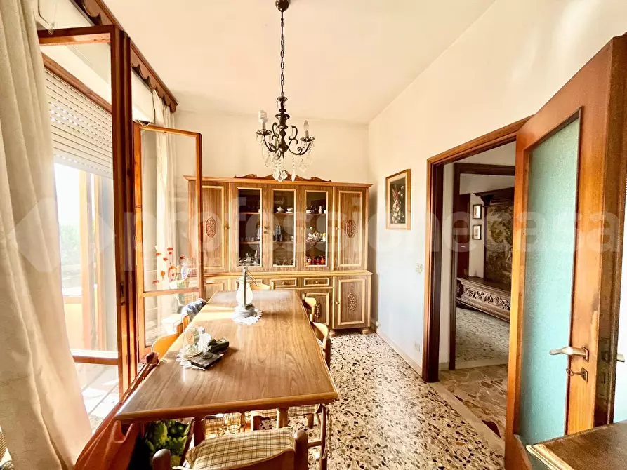 Immagine 9 di Appartamento in vendita  a Cascina