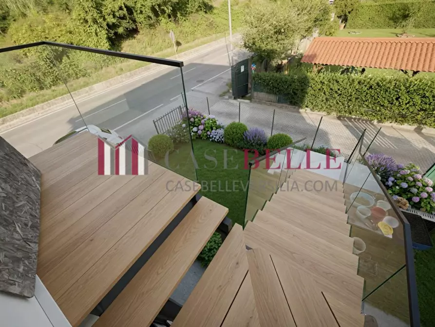 Immagine 28 di Appartamento in vendita  a Camaiore