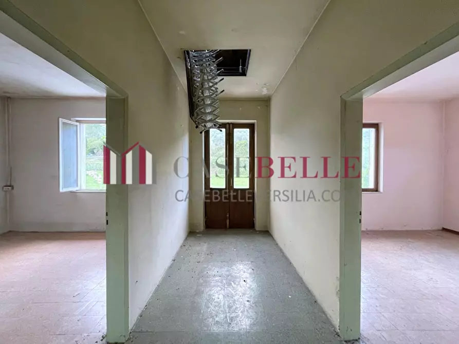 Immagine 21 di Appartamento in vendita  a Camaiore