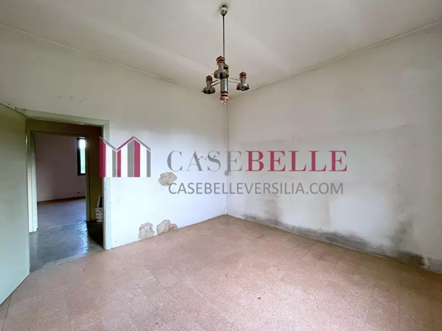 Immagine 17 di Appartamento in vendita  a Camaiore