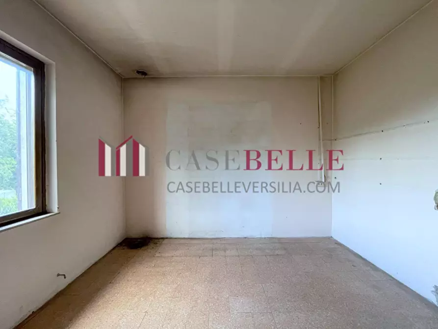 Immagine 14 di Appartamento in vendita  a Camaiore