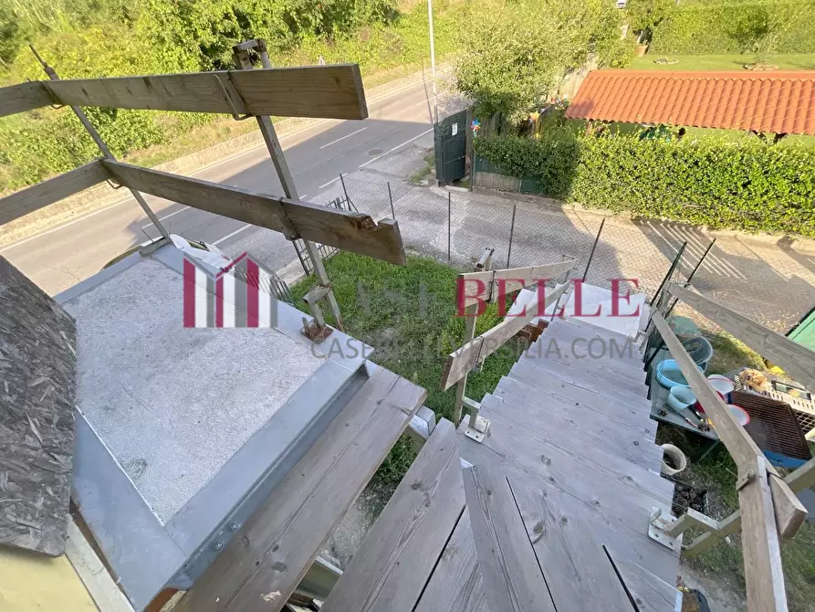 Immagine 27 di Appartamento in vendita  a Camaiore