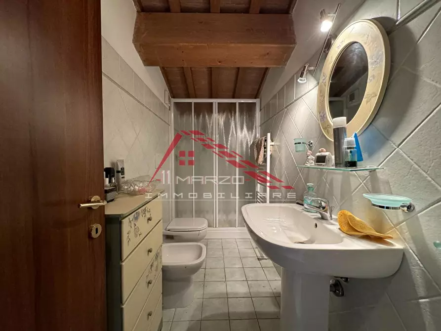 Immagine 10 di Appartamento in vendita  a Cascina