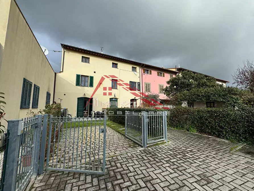 Immagine 15 di Appartamento in vendita  a Cascina