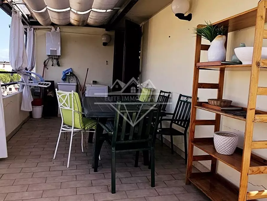 Immagine 3 di Mansarda in affitto  a Carrara