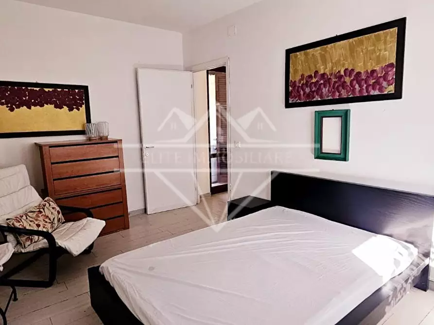 Immagine 9 di Mansarda in affitto  a Carrara