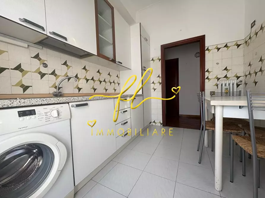 Immagine 8 di Appartamento in vendita  a Livorno