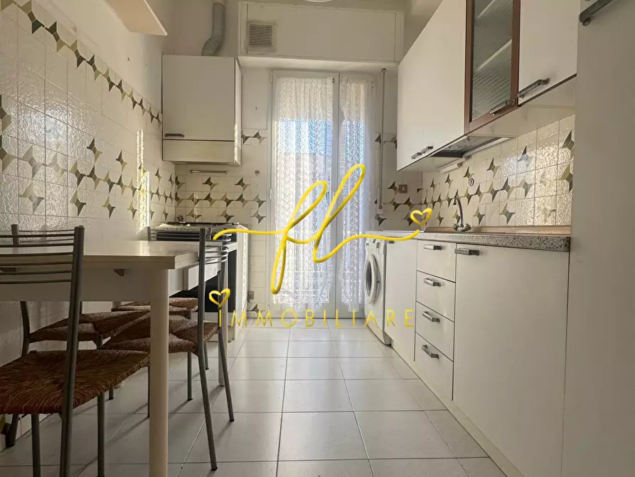 Immagine 9 di Appartamento in vendita  a Livorno