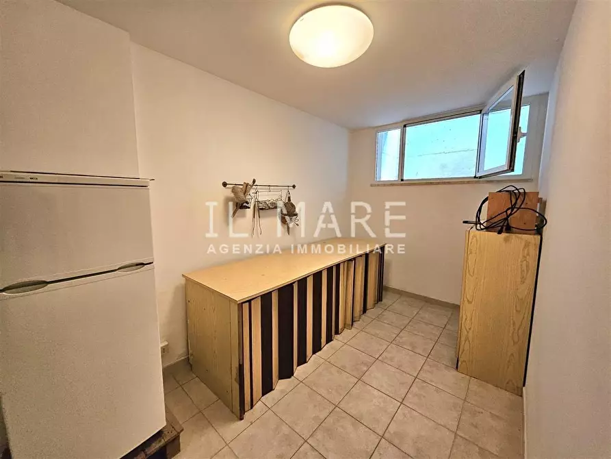 Immagine 25 di Villetta a schiera in vendita  a Massa