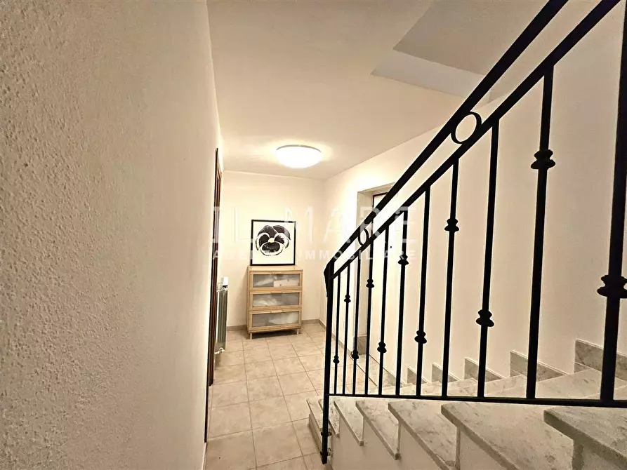 Immagine 23 di Villetta a schiera in vendita  a Massa