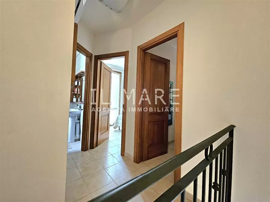 Immagine 10 di Villetta a schiera in vendita  a Massa