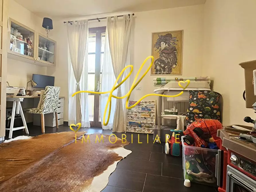 Immagine 10 di Appartamento in vendita  a Castellina Marittima