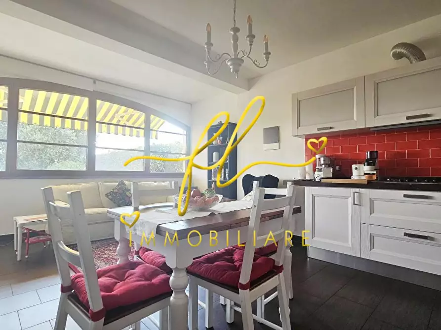 Immagine 3 di Appartamento in vendita  a Castellina Marittima