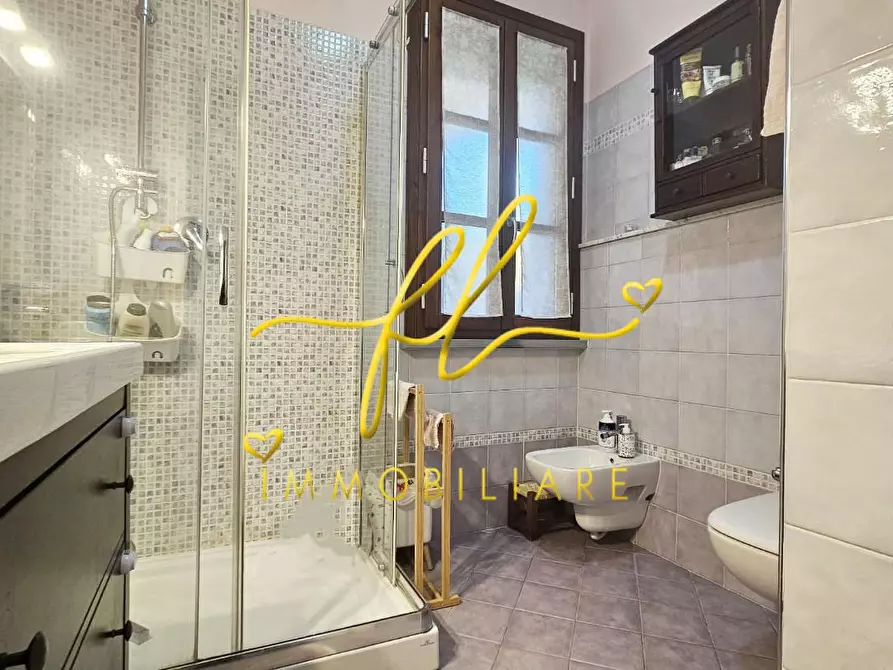 Immagine 13 di Appartamento in vendita  a Castellina Marittima