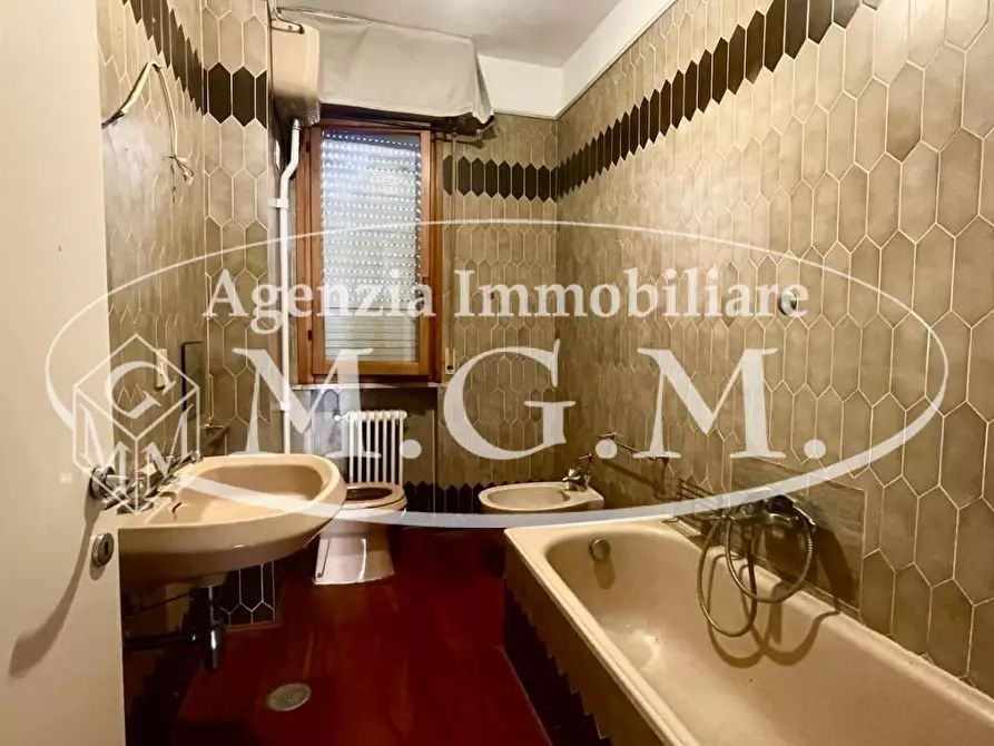 Immagine 11 di Appartamento in vendita  a Pontedera