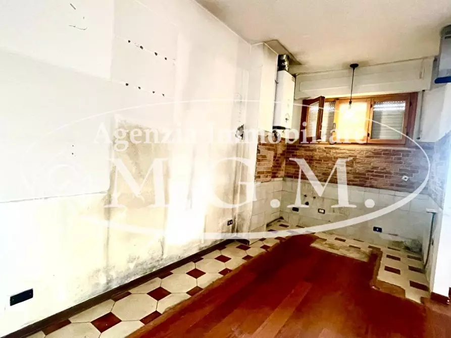 Immagine 9 di Appartamento in vendita  a Pontedera