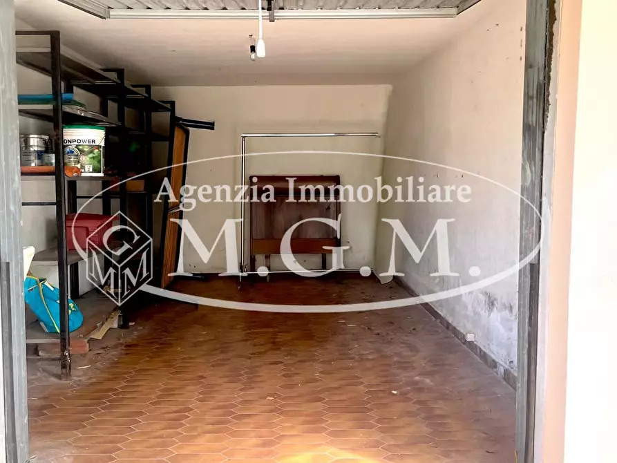 Immagine 17 di Appartamento in vendita  a Pontedera