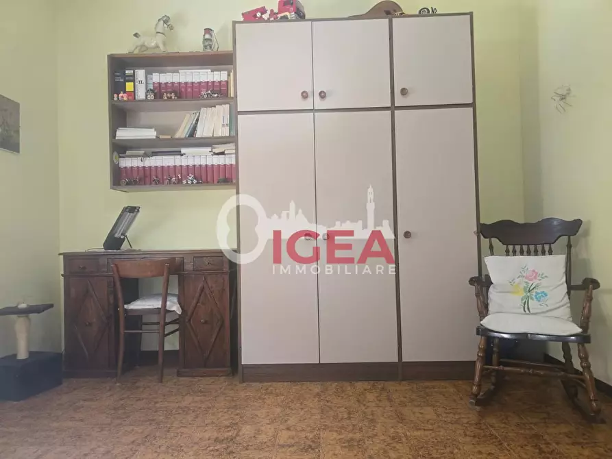 Immagine 32 di Appartamento in vendita  a Poggibonsi