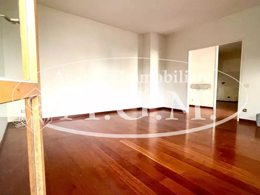 Immagine 2 di Appartamento in vendita  a Pontedera