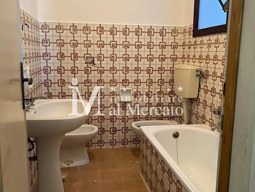 Immagine 15 di Appartamento in vendita  a Viareggio