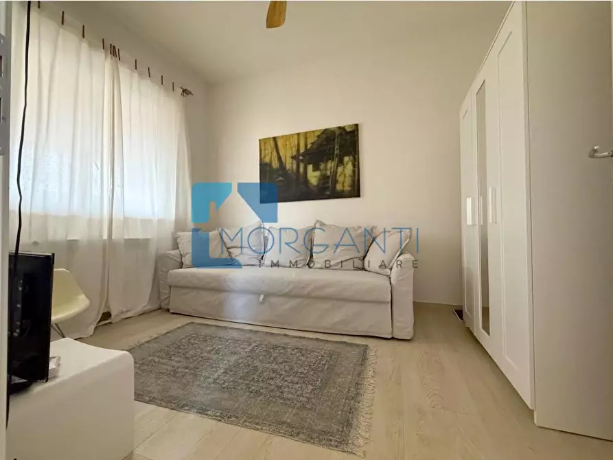 Immagine 10 di Appartamento in vendita  a Pietrasanta