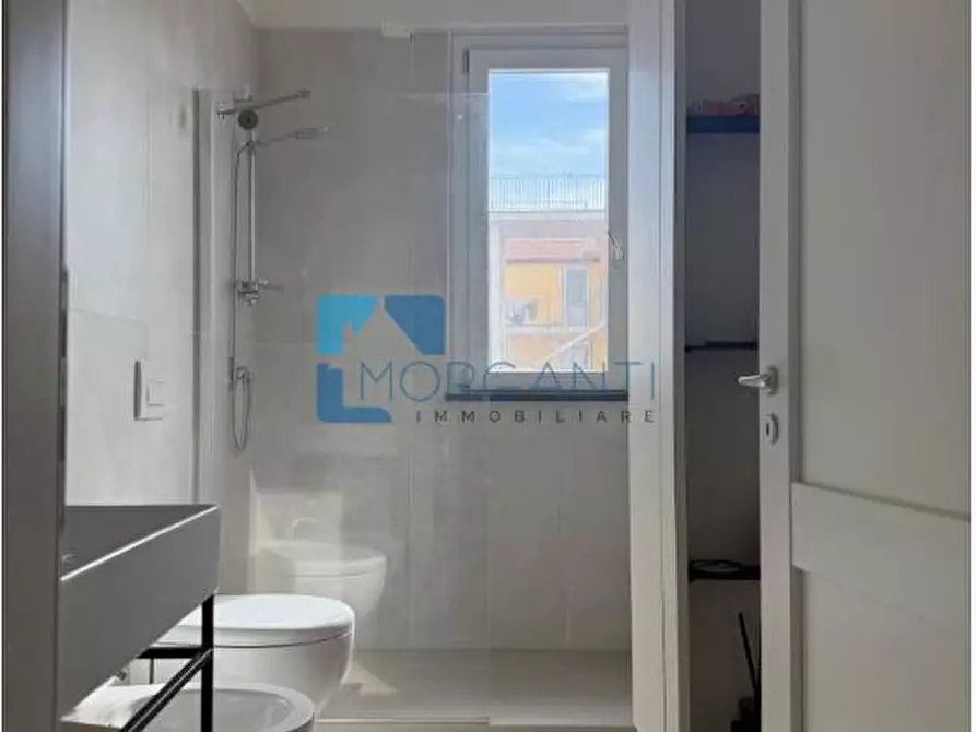 Immagine 15 di Appartamento in vendita  a Pietrasanta