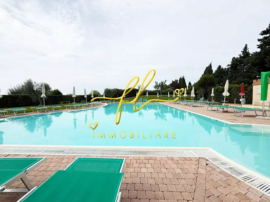 Immagine 12 di Appartamento in vendita  a Cecina