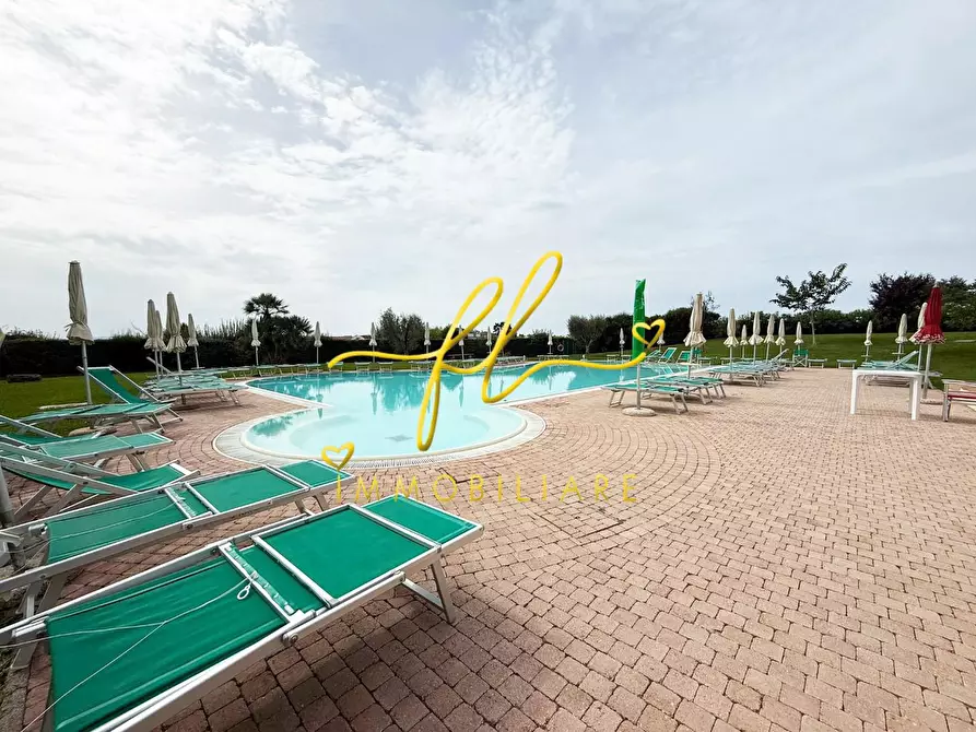 Immagine 13 di Appartamento in vendita  a Cecina