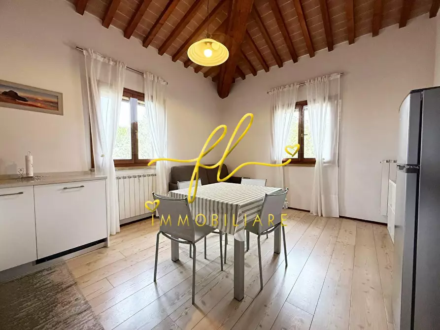 Immagine 2 di Appartamento in vendita  a Cecina