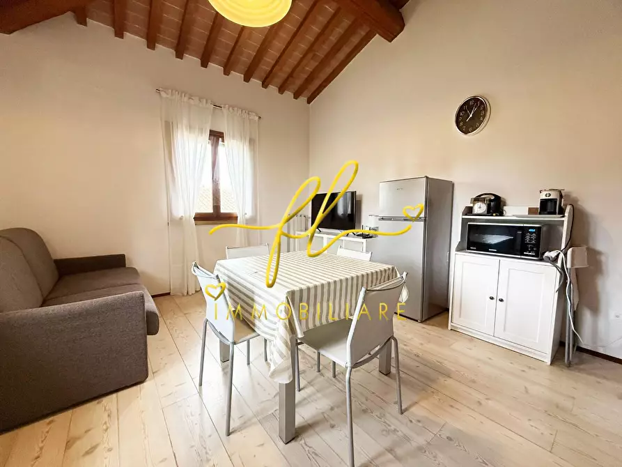 Immagine 4 di Appartamento in vendita  a Cecina