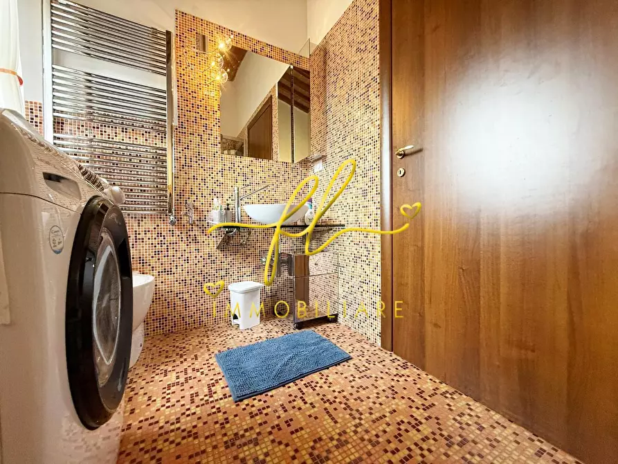 Immagine 7 di Appartamento in vendita  a Cecina