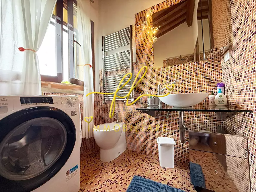 Immagine 8 di Appartamento in vendita  a Cecina