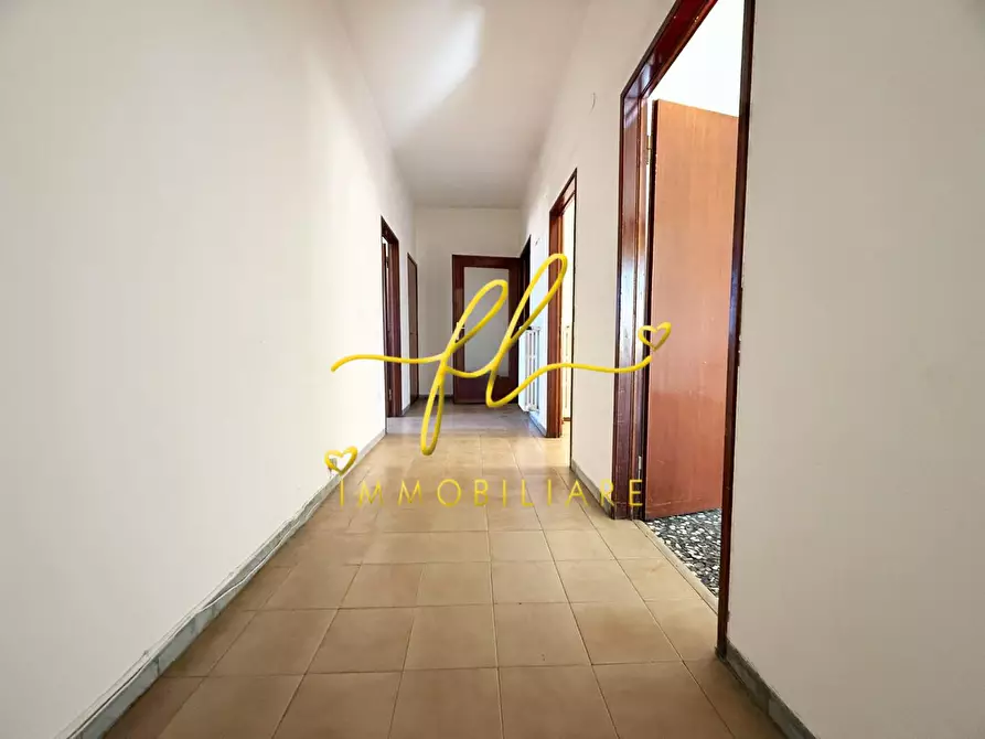 Immagine 10 di Appartamento in vendita  a Cecina