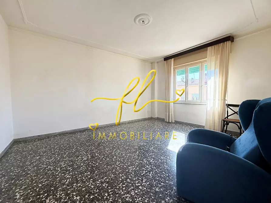 Immagine 2 di Appartamento in vendita  a Cecina