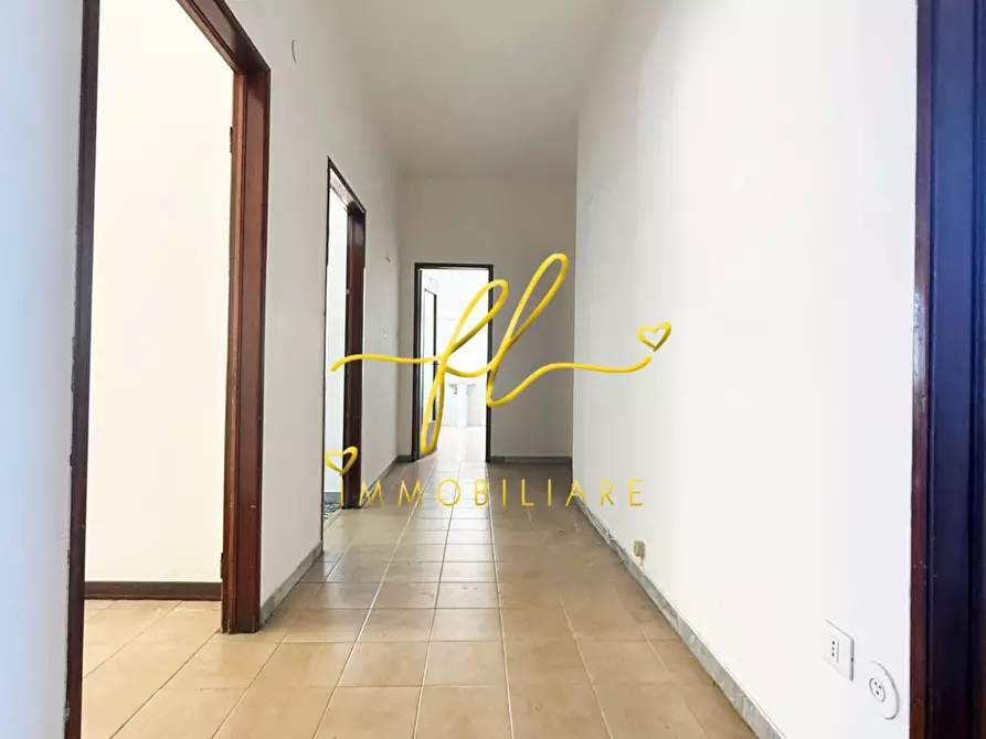 Immagine 4 di Appartamento in vendita  a Cecina