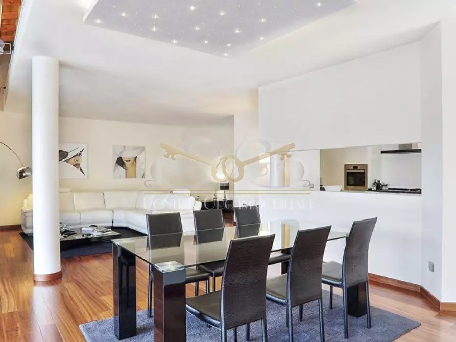 Immagine 28 di Villa in vendita  a Piazza Al Serchio