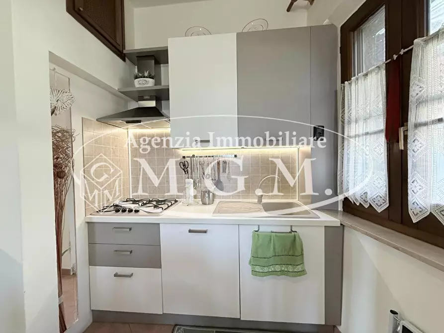 Immagine 6 di Appartamento in vendita  a Santa Maria A Monte