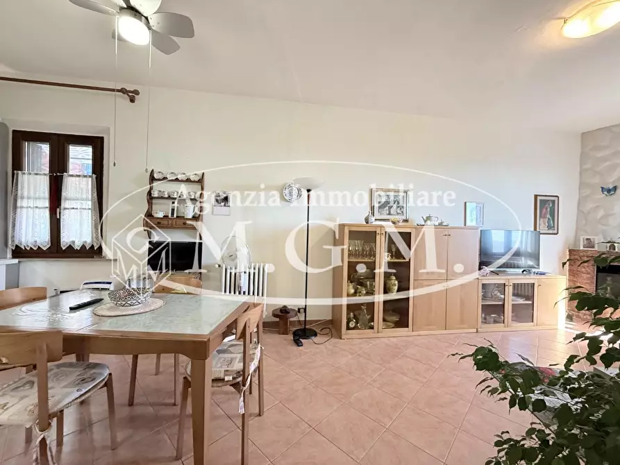 Immagine 11 di Appartamento in vendita  a Santa Maria A Monte